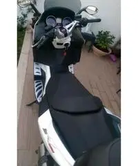 Aprilia Srv 850 2012 perfetto Aprilia Srv 850 2012 perfetto