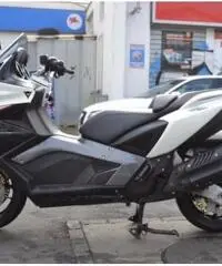 APRILIA SRV 850 Ott. 2o12 euro3 Originale Tagliandato APRILIA SRV 850 Ott. 2o12 euro3 Originale Tagliandato