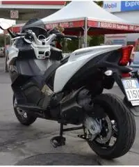 APRILIA SRV 850 Ott. 2o12 euro3 Originale Tagliandato APRILIA SRV 850 Ott. 2o12 euro3 Originale Tagliandato