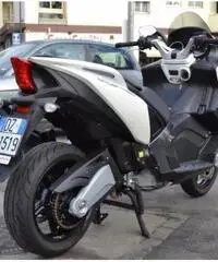 APRILIA SRV 850 Ott. 2o12 euro3 Originale Tagliandato APRILIA SRV 850 Ott. 2o12 euro3 Originale Tagliandato