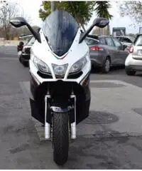 APRILIA SRV 850 Ott. 2o12 euro3 Originale Tagliandato APRILIA SRV 850 Ott. 2o12 euro3 Originale Tagliandato