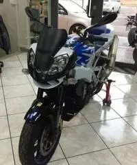 APRILIA Tuono 1000 R PASSAGGIO E GARANZIA INCLUSO APRILIA Tuono 1000 R PASSAGGIO E GARANZIA INCLUSO