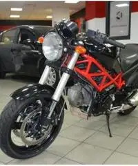 DUCATI Monster 695 Lug. 2oo7 euro3 €. 2.800 Originale DUCATI Monster 695 Lug. 2oo7 euro3 €. 2.800 Originale