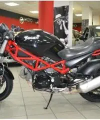 DUCATI Monster 695 Lug. 2oo7 euro3 €. 2.800 Originale DUCATI Monster 695 Lug. 2oo7 euro3 €. 2.800 Originale