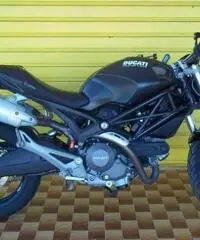 DUCATI Monster 696 PLUS 2009 DUCATI Monster 696 PLUS 2009