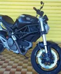 DUCATI Monster 696 PLUS 2009 DUCATI Monster 696 PLUS 2009
