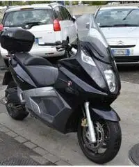 GILERA GP 800 Mag.2oo9 Euro3 Accessoriato €. 2.900 GILERA GP 800 Mag.2oo9 Euro3 Accessoriato €. 2.900