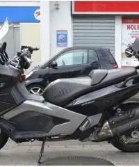 GILERA GP 800 Mag.2oo9 Euro3 Accessoriato €. 2.900 GILERA GP 800 Mag.2oo9 Euro3 Accessoriato €. 2.900