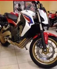 HONDA CB650F Bianco - 1 HONDA CB650F Bianco - 1