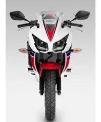 HONDA CBR 300 R ABS HONDA CBR 300 R ABS