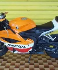 HONDA CBR 600 RR 2009