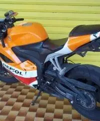 HONDA CBR 600 RR 2009