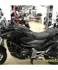 HONDA NC750X Full Optional Garanzia Ufficiale + Permute HONDA NC750X Full Optional Garanzia Ufficiale + Permute