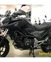 HONDA NC750X Full Optional Garanzia Ufficiale + Permute HONDA NC750X Full Optional Garanzia Ufficiale + Permute