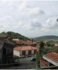 Casa indipendente ristrutturata