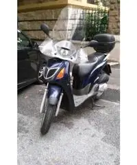 Honda SH 150 Blu appena revisionato Honda SH 150 Blu appena revisionato