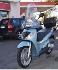 HONDA SH 150 i D/T Apr.2oo5 €. 1.000 HONDA SH 150 i D/T Apr.2oo5 €. 1.000