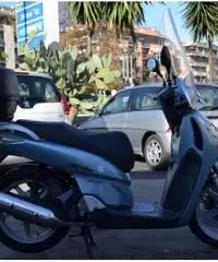 HONDA SH 150 i D/T Apr.2oo5 €. 1.000 HONDA SH 150 i D/T Apr.2oo5 €. 1.000