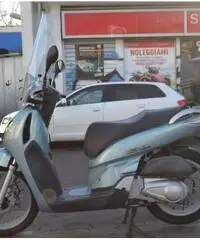HONDA SH 150 i D/T Apr.2oo5 €. 1.000 HONDA SH 150 i D/T Apr.2oo5 €. 1.000
