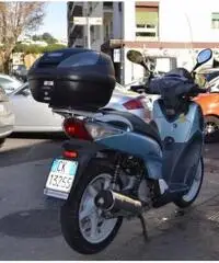 HONDA SH 150 i D/T Apr.2oo5 €. 1.000 HONDA SH 150 i D/T Apr.2oo5 €. 1.000