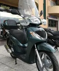 HONDA SH 150 PASSAGGIO E GARANZIA INCLUSO HONDA SH 150 PASSAGGIO E GARANZIA INCLUSO