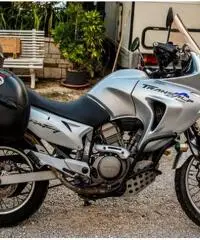 Honda XL 650 V Transalp anno 2001