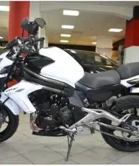 KAWASAKI ER-6N Mag.2o13 euro3 €. 3.700 KAWASAKI ER-6N Mag.2o13 euro3 €. 3.700