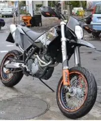 KTM LC4 640 SM EURO2 2oo7 Accessoriata