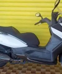 KYMCO Downtown 300i 2009 KYMCO Downtown 300i 2009