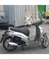 Kymco People 150 anno 2005 Kymco People 150 anno 2005