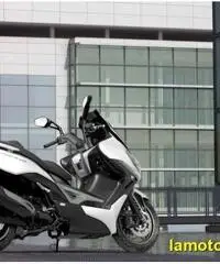 KYMCO Xciting 400i . KYMCO Xciting 400i .