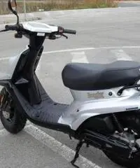 MBK Booster Spirit 50 cat 3000 km - PARI al NUOVO! MBK Booster Spirit 50 cat 3000 km - PARI al NUOVO!