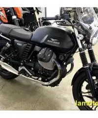 MOTO GUZZI V7 Stone, Uniprò Garanzia 12 Mesi  + Permute MOTO GUZZI V7 Stone, Uniprò Garanzia 12 Mesi  + Permute