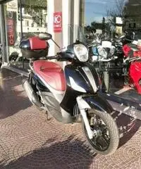 PIAGGIO Beverly 350 SportTouring Passaggio e Garanzia Incluso