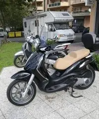PIAGGIO Beverly Tourer 300 PASSAGGIO E GARANZIA INCLUSO PIAGGIO Beverly Tourer 300 PASSAGGIO E GARANZIA INCLUSO