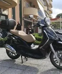 PIAGGIO Beverly Tourer 300 PASSAGGIO E GARANZIA INCLUSO PIAGGIO Beverly Tourer 300 PASSAGGIO E GARANZIA INCLUSO