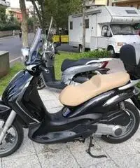 PIAGGIO Beverly Tourer 300 PASSAGGIO E GARANZIA INCLUSO PIAGGIO Beverly Tourer 300 PASSAGGIO E GARANZIA INCLUSO