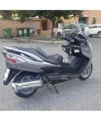 Suzuki Burgman 400