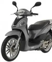 SYM Vs tipo veicolo Scooter cc 150 SYM Vs tipo veicolo Scooter cc 150