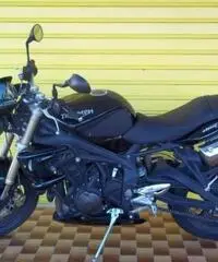 TRIUMPH Street Triple 675 2011
