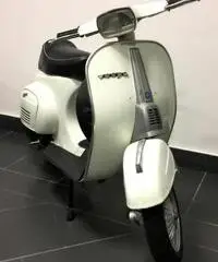 Vespa Special 50 4 marce 1982 colore originale bianco spino Vespa Special 50 4 marce 1982 colore originale bianco spino
