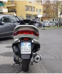 YAMAHA Majesty 250 2oo6 euro2 €. 900 Permute Rate Garanzia