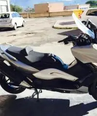 YAMAHA T-Max 500 Passaggio e Garanzia Incluso