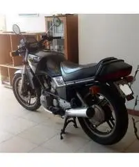 YAMAHA XZ 550