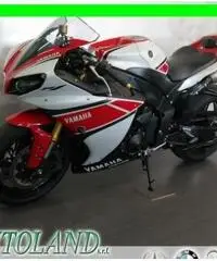 YAMAHA YZF R1 50th Anniversario Scarico Akrapovic Libretto tagli