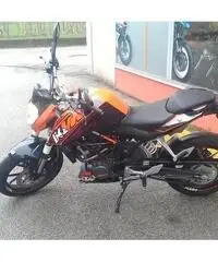 KTM 125 Duke 2011 KTM 125 Duke 2011
