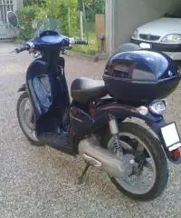 Vendesi scooter Aprilia Scarabeo 50cc 2t Vendesi scooter Aprilia Scarabeo 50cc 2t
