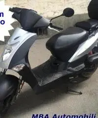 KYMCO Agility  50 4 tempi rs naked 9400km 40km/l KYMCO Agility  50 4 tempi rs naked 9400km 40km/l