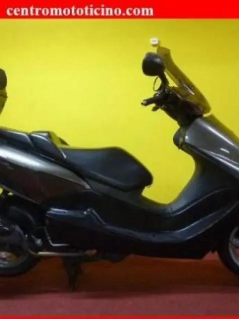 YAMAHA Majesty 180 grigio - 29919 YAMAHA Majesty 180 grigio - 29919