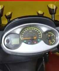 YAMAHA Majesty 180 grigio - 29919 YAMAHA Majesty 180 grigio - 29919